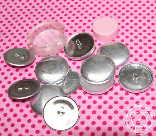DIY Tutorial Your own Fabric Buttons